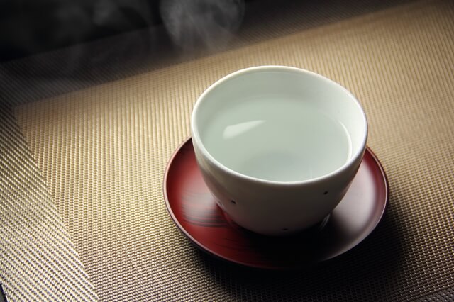 松本潤、長澤、桐谷も実践!? ただ飲むだけの「白湯健康法」