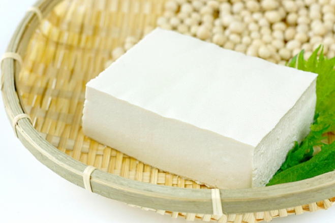 豆腐は夏にぴったりのタンパク質補給食品