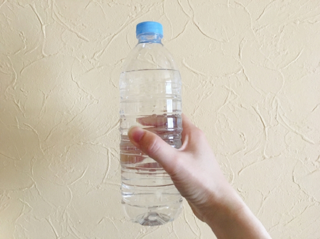 普通のペットボトルがサーバーの水ボトルに？