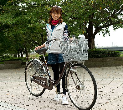 絹代さん