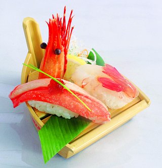 回転寿司 すし丸の「エビ・カニセット」