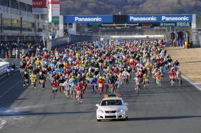 スーパーママチャリグランプリの様子