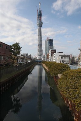 完成時634mとなる東京スカイツリー