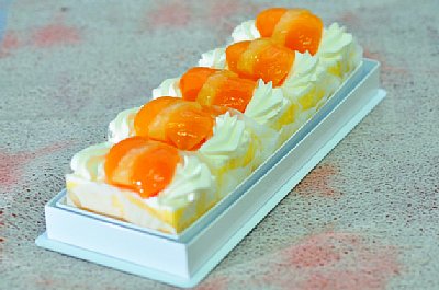 長崎の定番ケーキ「シースクリーム」