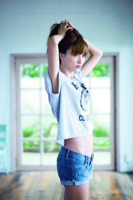 写真のテーマは「素顔のヨンア」