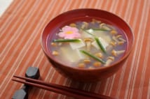 味噌汁がもっともおいしくなる瞬間と材料を切る時の心構え