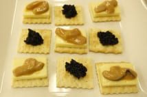 「チーズ+イカ塩辛」でプロが作った「キャビア」レシピ