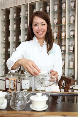 「奥様や彼女を誘って来てください」という佐藤さん