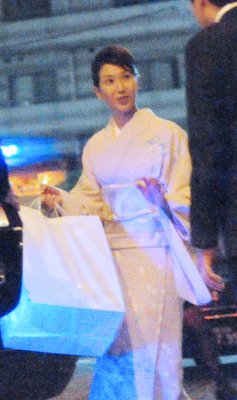 元テレビ朝日アナ・徳永有美さんの艶やかな着物姿