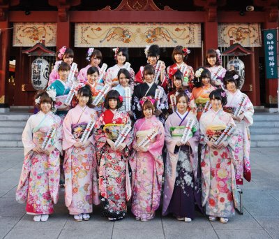 神田明神での成人式に登場したAKB&SKE48メンバー