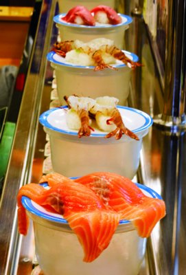 B級グルメ王絶賛の「回転寿し 島武」