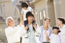 【今週の住活トピック】親の「思いやり消費」が子どものマイホームを後押し