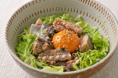 さば水煮缶で巣ごもり卵ポン酢