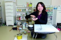 影に魅せられた美人日本画家 「影は決して黒いだけでない」