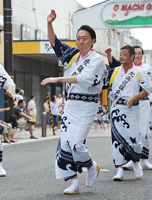 崖っぷちの状況の鳩山由紀夫氏