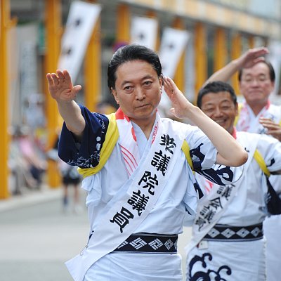 崖っぷちの状況の鳩山由紀夫氏