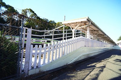 原宿駅の北にある皇室専用の「宮廷ホーム」