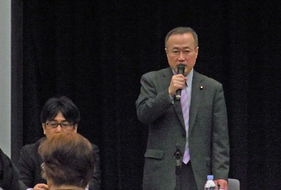 左：安田浩一氏　右：有田芳生氏