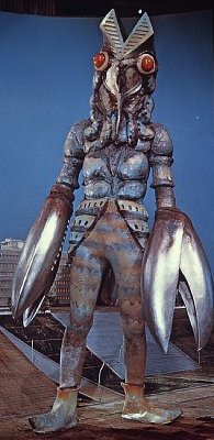 バルタン星人の手がハサミでなかった時がある?(C)円谷プロ