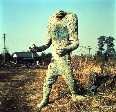 人間が怪獣化したジャミラの弱点は？(C)円谷プロ