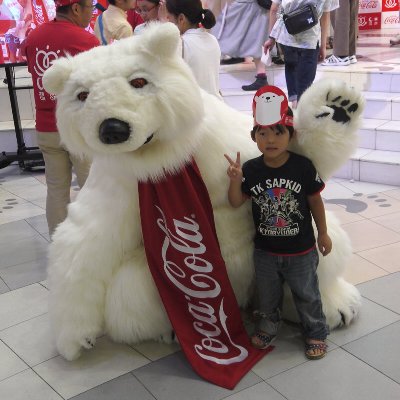 ビッグでかわいいポーラーベアは、子供にも大人気