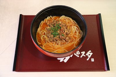 ラーメン屋感覚で人気のパスタ屋が登場