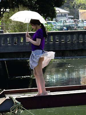 写真 あっ 風の悪戯でyuriちゃんスカートひらりのハプニング Newsポストセブン Part 2