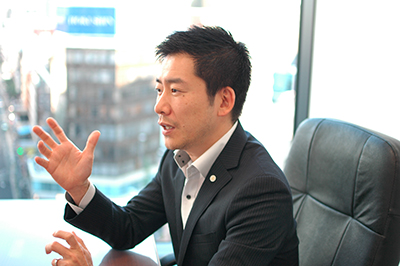 株式会社リヴトラストの杉本一也本部長