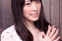 AKB48松井咲子　タカラトミーの株優のくまモントミカに興奮