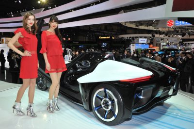 日産の次世代EVは斬新なデザインが特徴（モーターショー）