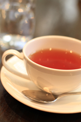 紅茶専門店の増加だけでなく、手軽な楽しみ方も広がっている