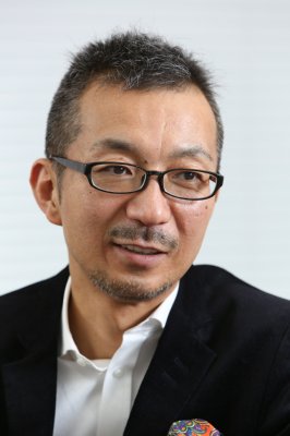 「自分の世界観を持っているおじさんはモテる」と品田英雄氏