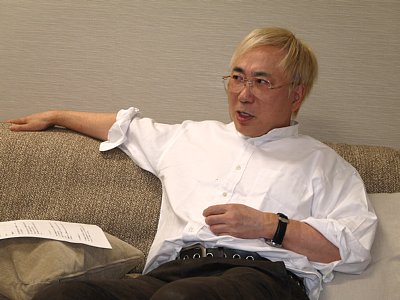 ものまねメイクを語る高須院長