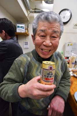 「よか人間ばっかりよ」いつの間にか一緒に飲んでいる主人の渡辺さん