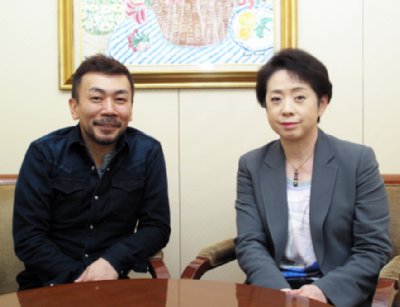歯の重要性について語る龍信之助院長と石川牧子さん