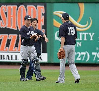 練習中はつかず離れず、影武者のようにグラウンドを縦横無尽に駆け回る堀江氏