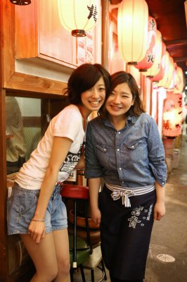 「男臭い人が好き」（えみさん／21・左）＆あずささん（23）