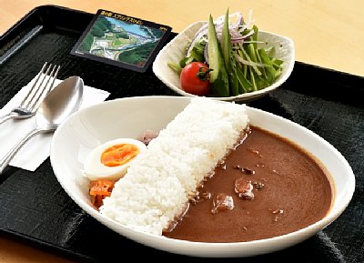 京都の道の駅「スプリングスひよし」名物、ダムカレー