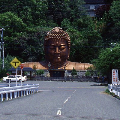 ハニベ巌窟院（石川県小松市）