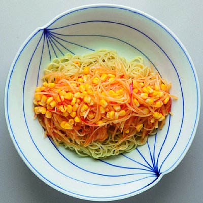 『御田町　桃の木』の「涼拌麺」