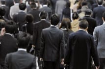 働きすぎの日本人 休み方改革はできるか