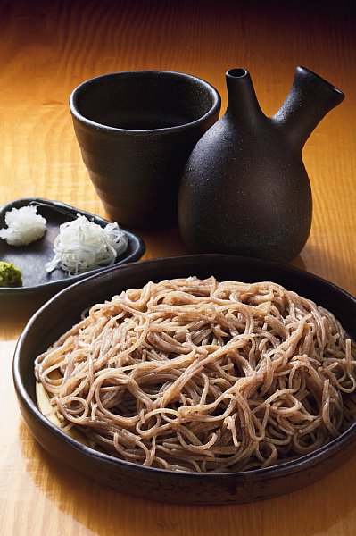 東京・神楽坂の「蕎楽亭」のざるそば