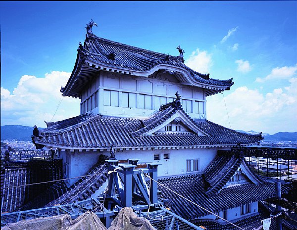 姫路城の「幻の窓」をCGで復元