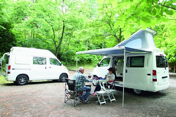 シニア層にも人気の高いキャンピングカー