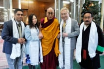 チベット亡命政府訪問の高須院長「骨折して悪い業が抜けた」