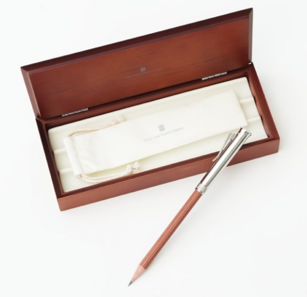 1本3万円の鉛筆ファーバーカステル伯爵コレクション「パーフェクトペンシル」　