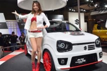 スズキは発売前の軽自動車を早くもカスタマイズ