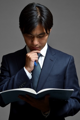 ザック通訳・矢野大輔さん 多忙な4年間を支えた家族円満の秘訣とは