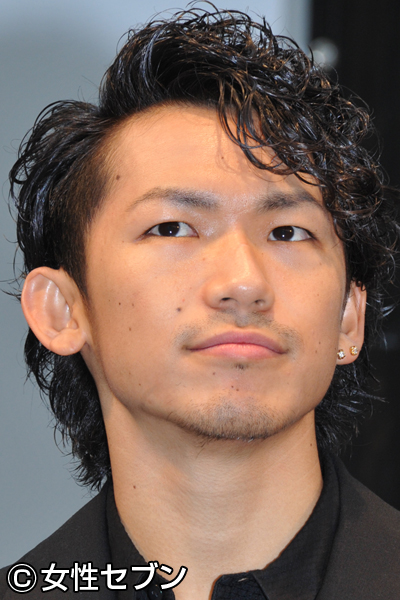 高校時代はお笑いトリオもやっていた三代目JのNAOTO