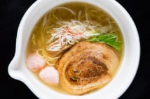 新ラーメン激戦区銀座の人気店 懐石のお椀イメージの一杯